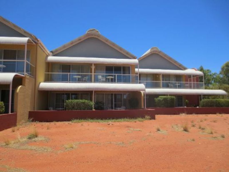 Ayers Rock ResortPhoto 3