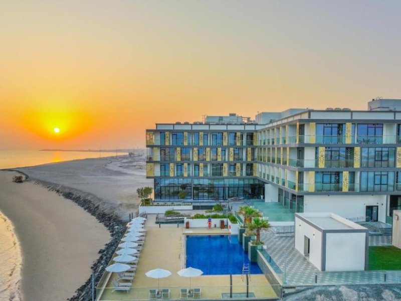 Beach Bay Hotel MIRFAPhoto 0