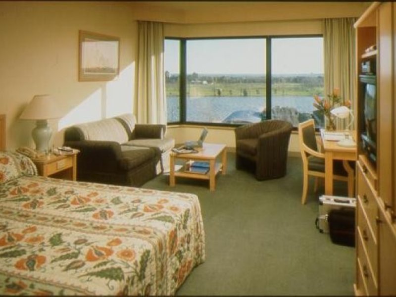 Carlton Crest Hotel MelbournePhoto 0
