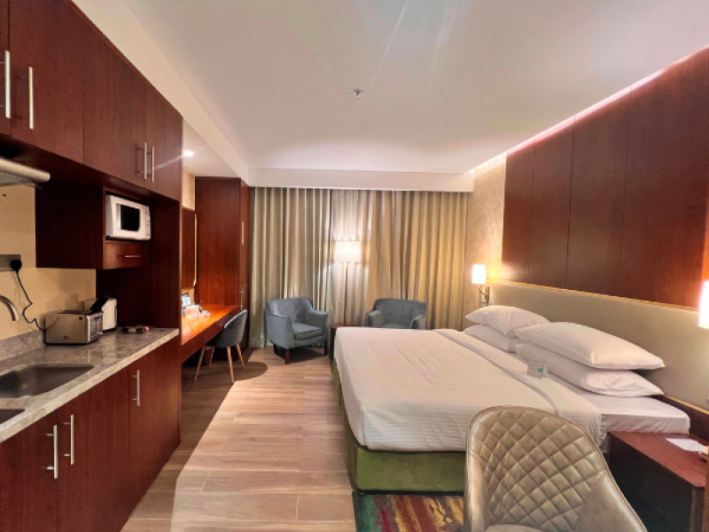 City Seasons Suites DubaiPhoto 2