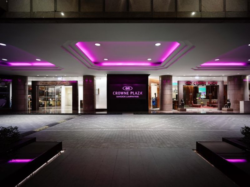 Crowne Plaza Bangkok Lumpini ParkPhoto 2