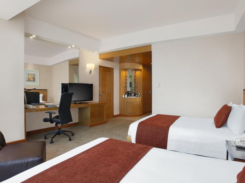 Crowne Plaza Galleria ManilaPhoto 2