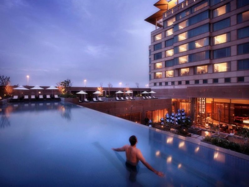 Crowne Plaza GuragonPhoto 3