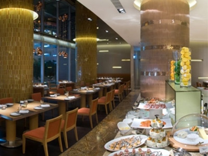 Crowne Plaza Hong Kong Causeway BayPhoto 0