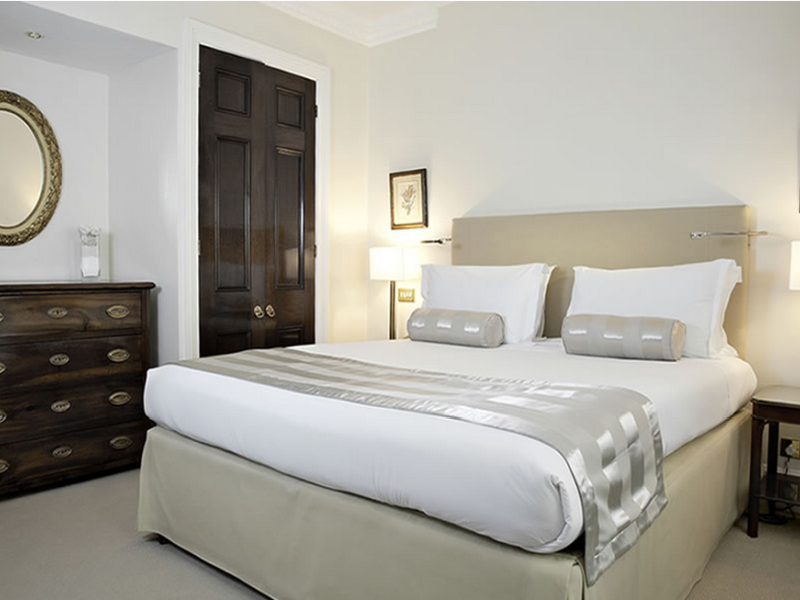 Dukes HotelPhoto 1