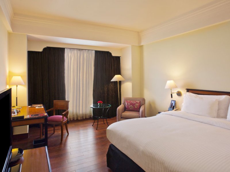 Eros Hotel Managed by HiltonPhoto 3