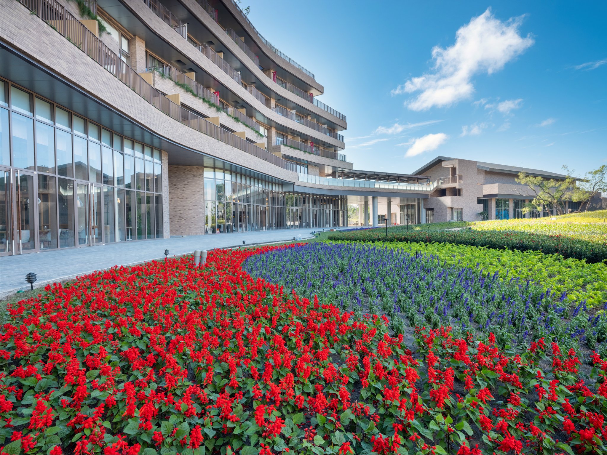 Fame Hall Garden Hotel