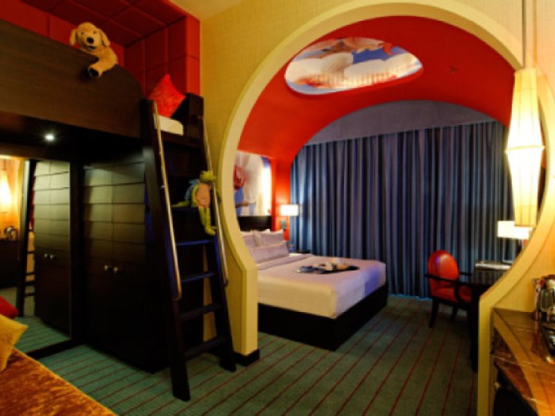Festive HotelPhoto 2