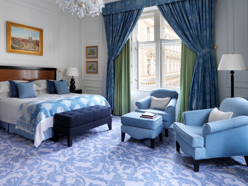 Four Seasons Hotel - PraguePhoto 1