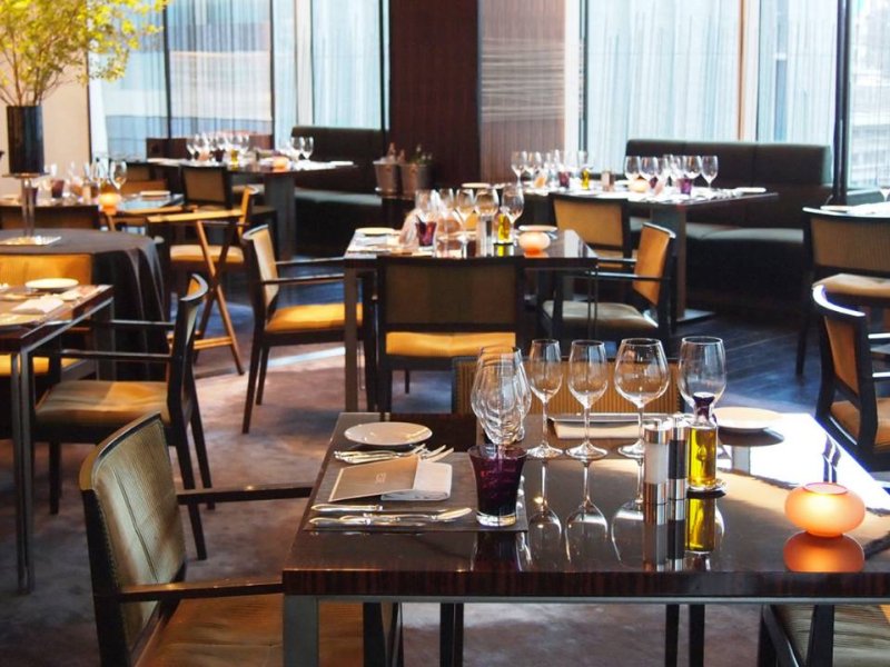 Four Seasons Hotel Tokyo at MarunouchiPhoto 4