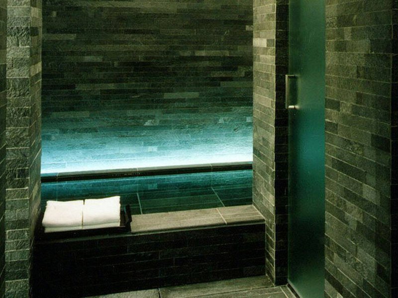 Four Seasons Hotel Tokyo at MarunouchiPhoto 5