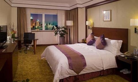 GITIC Riverside Hotel