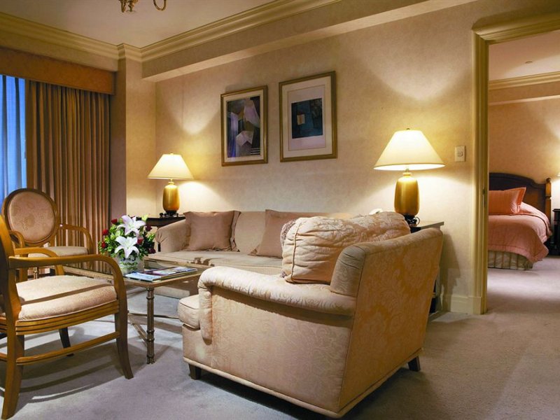 Grand Hi-Lai HotelPhoto 1