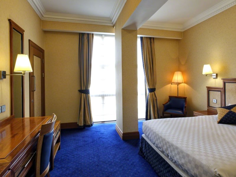 Grange Bracknell HotelPhoto 2