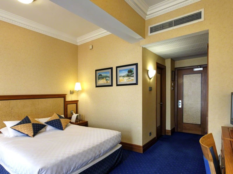 Grange Bracknell HotelPhoto 3