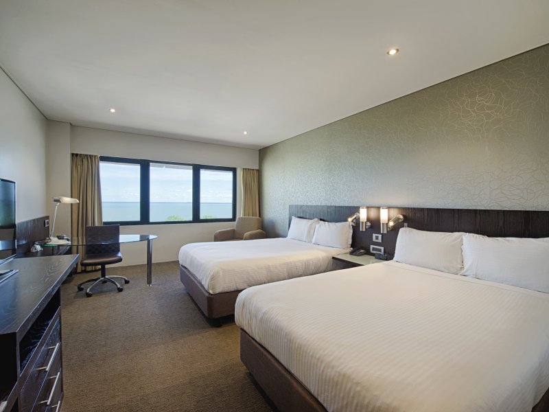 Hilton DarwinPhoto 0