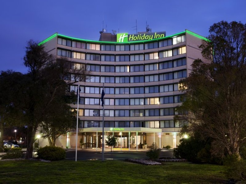 Holiday Inn MelbournePhoto 1