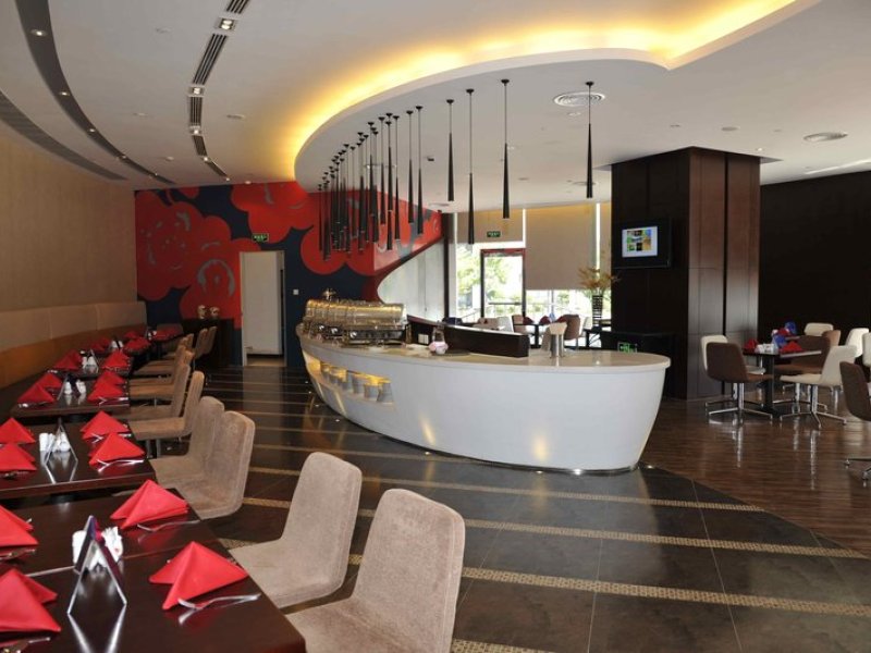 Holiday Inn TianjinPhoto 1