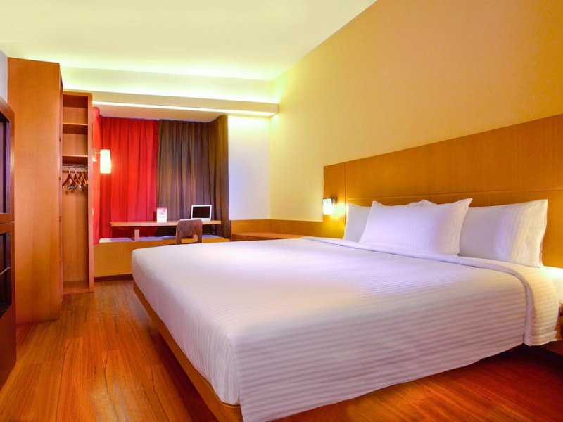 Ibis Singapore on BencoolenPhoto 3