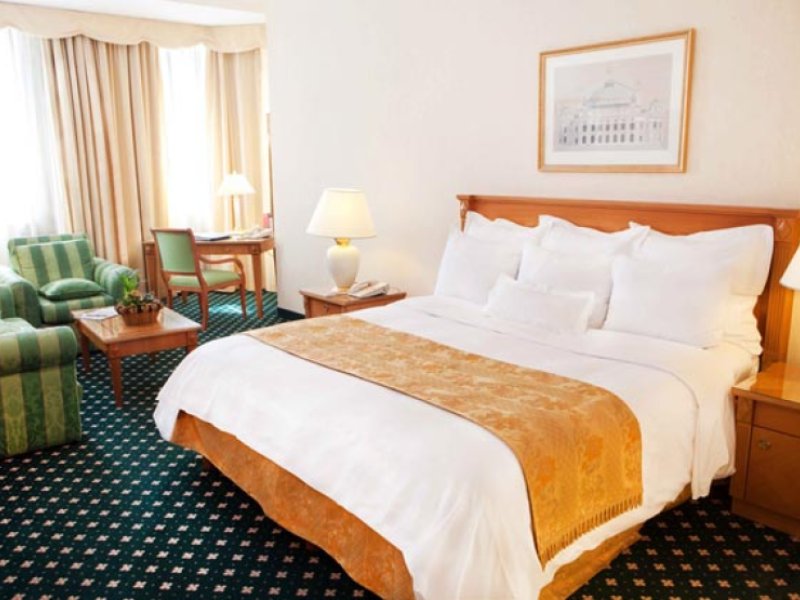 JW Marriott Bucharest Grand HotelPhoto 2