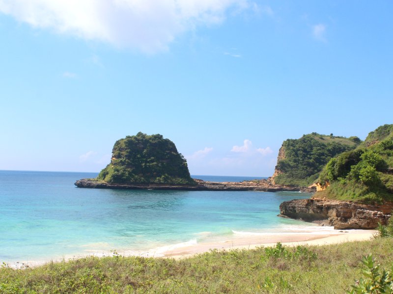 Jeeva Beloam Beach CampPhoto 4