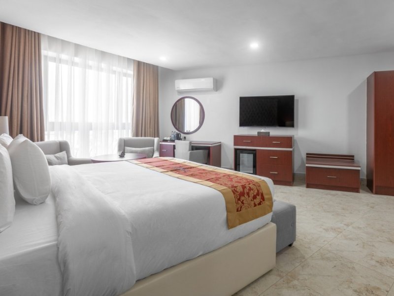 Johnwood Hotel by BoltonPhoto 1