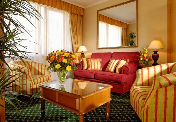 Longin Center - Marriott Executive Apartments