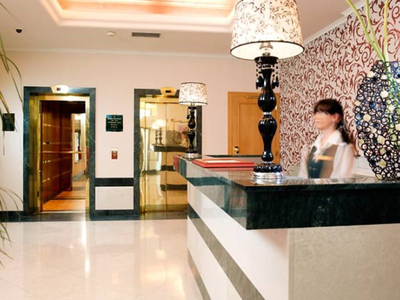 Longin Center - Marriott Executive ApartmentsPhoto 2