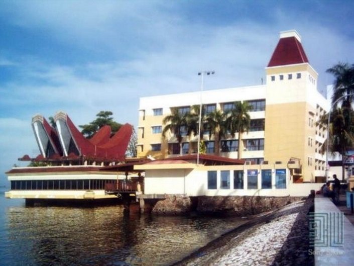 Makasar Golden Hotel