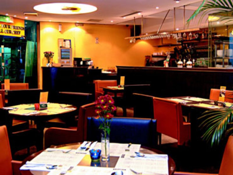 Maple Suite ApartmentsPhoto 2