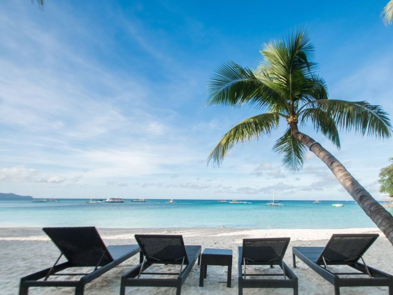 Microtel By Wyndham BoracayPhoto 1