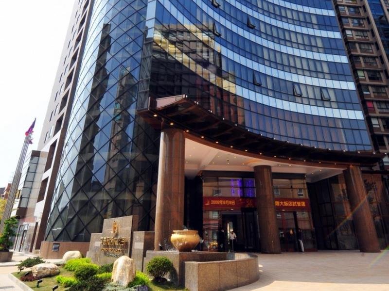 Monarch Skyline HotelPhoto 5