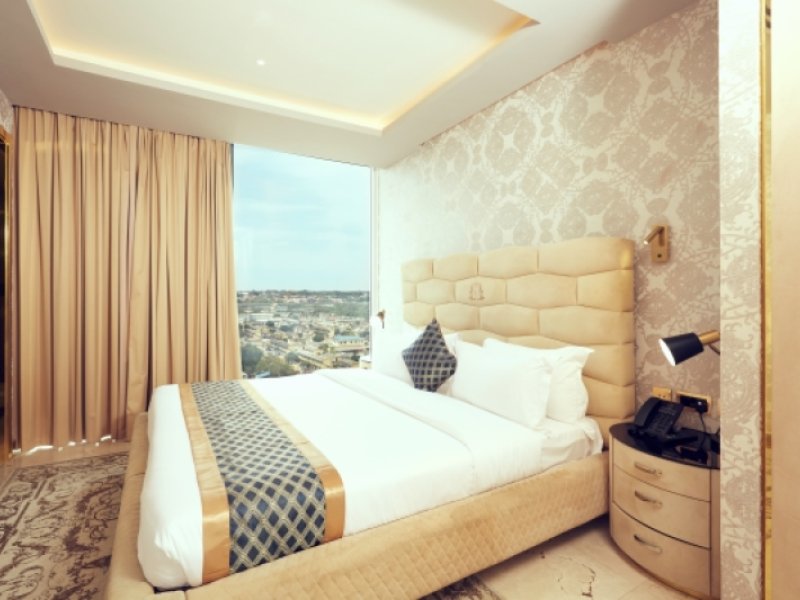 Number One Oxford Street Hotel & SuitesPhoto 4