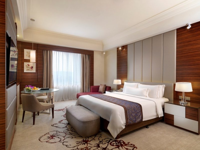 One World HotelPhoto 1