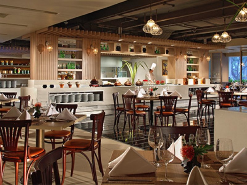 Parkroyal on Kitchener RoadPhoto 3