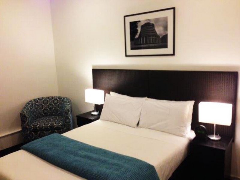 Quest on GilmerPhoto 0