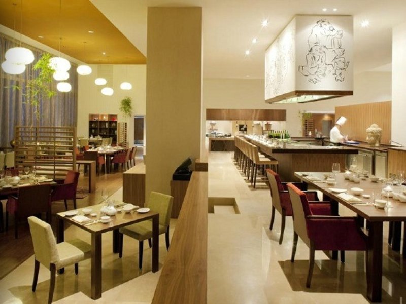 Radisson Blu Plaza Hotel, Hyderabad Banjara HillsPhoto 5