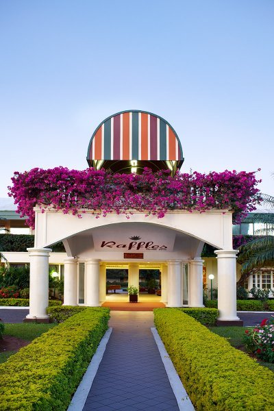 Raffles Gateway Hotel