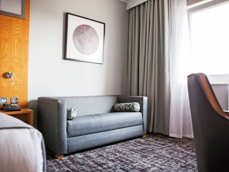 Ramada By Wyndham Belfast City CentrePhoto 3