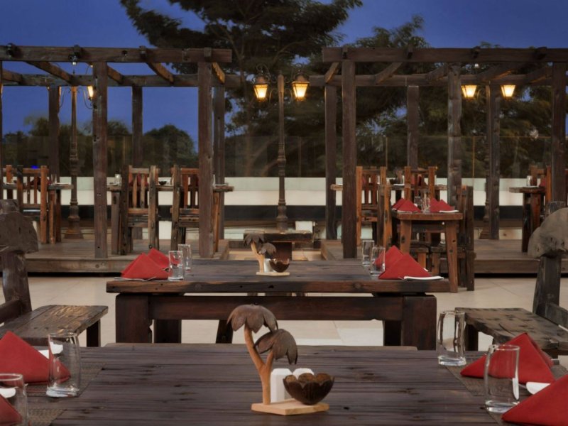 Ramada By Wyndham Chennai EgmorePhoto 3