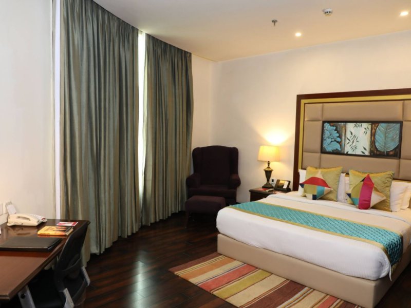 Ramada By Wyndham Jalandhar City CentrePhoto 7