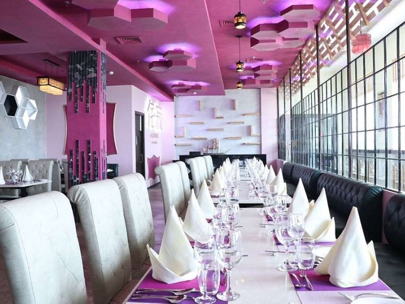 Ramada By Wyndham NeemranaPhoto 2