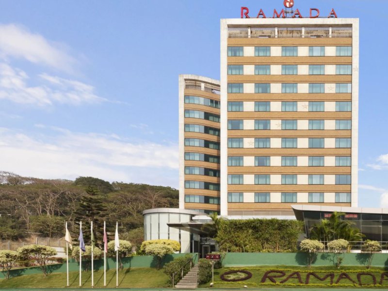 Ramada By Wyndham Powai Hotel & Convention CentrePhoto 0