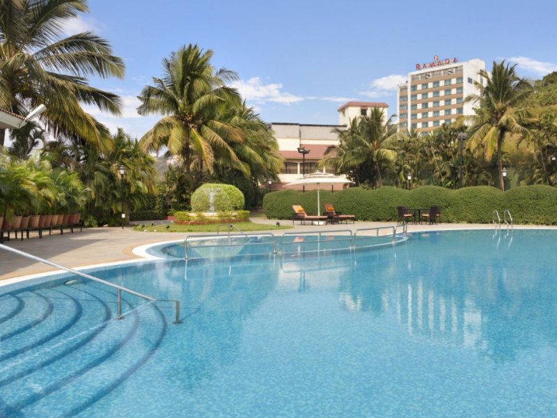 Ramada By Wyndham Powai Hotel & Convention CentrePhoto 2