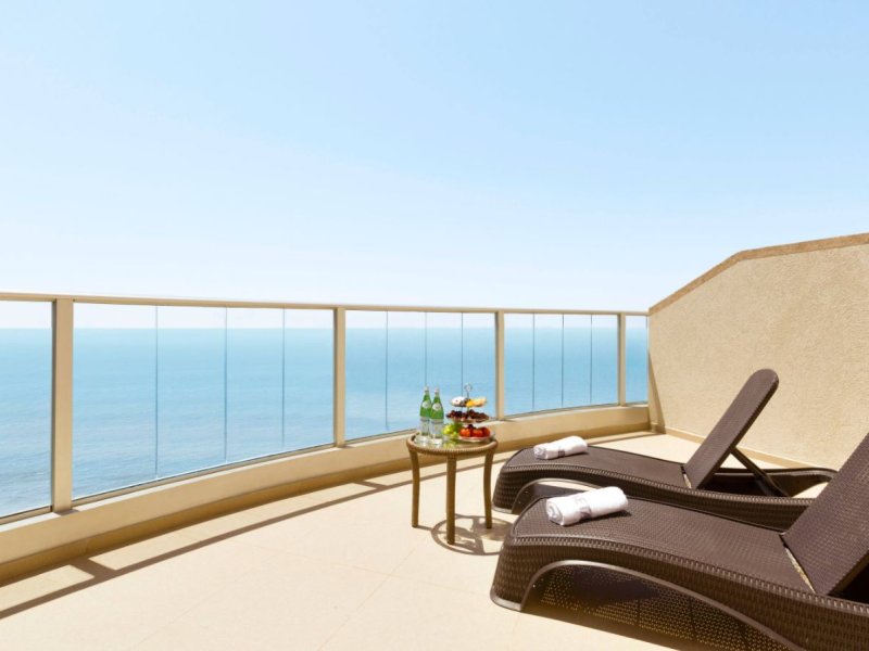 Ramada Hotel & Suites By Wyndham NetanyaPhoto 1