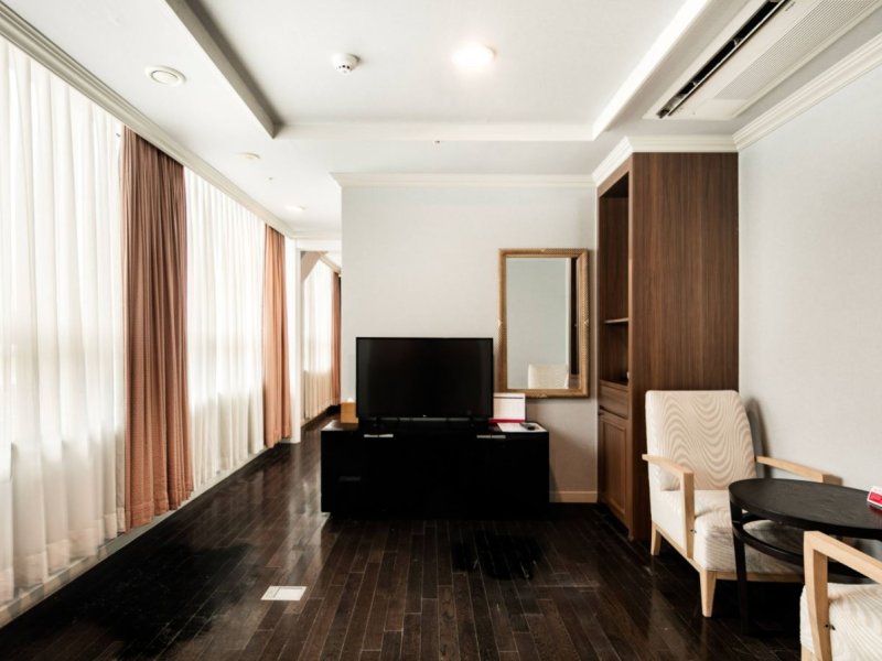 Ramada Hotel & Suites By Wyndham Seoul NamdaemunPhoto 3