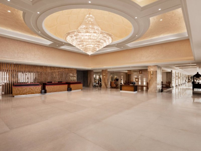 Ramada Plaza By Wyndham Lucknow Hotel And ConventiPhoto 1