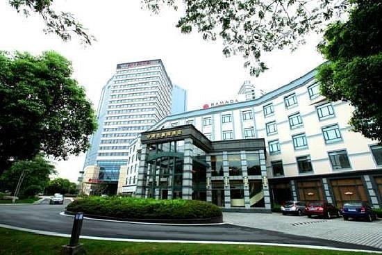 Ramada Plaza By Wyndham Shanghai Caohejing