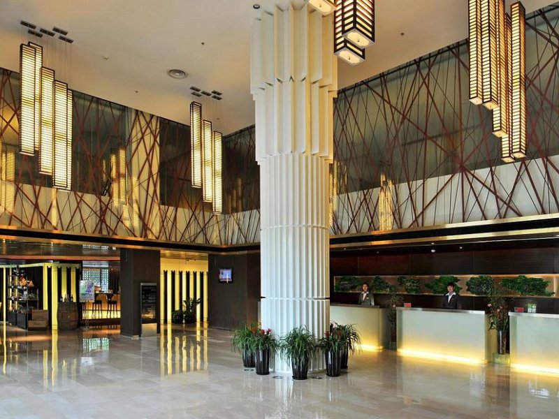 Ramada Plaza By Wyndham Shanghai CaohejingPhoto 1