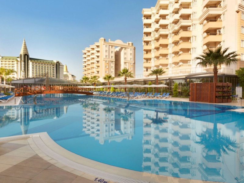 Ramada Resort By Wyndham LaraPhoto 2